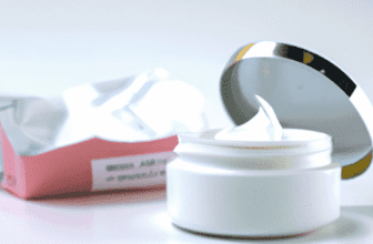 The Importance of Moisturizing in Skincare Routines