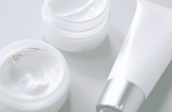 The Role of Moisturizers in Skincare Routines
