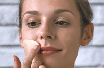 a Dermatologist Skincare Routine for Dry Skin